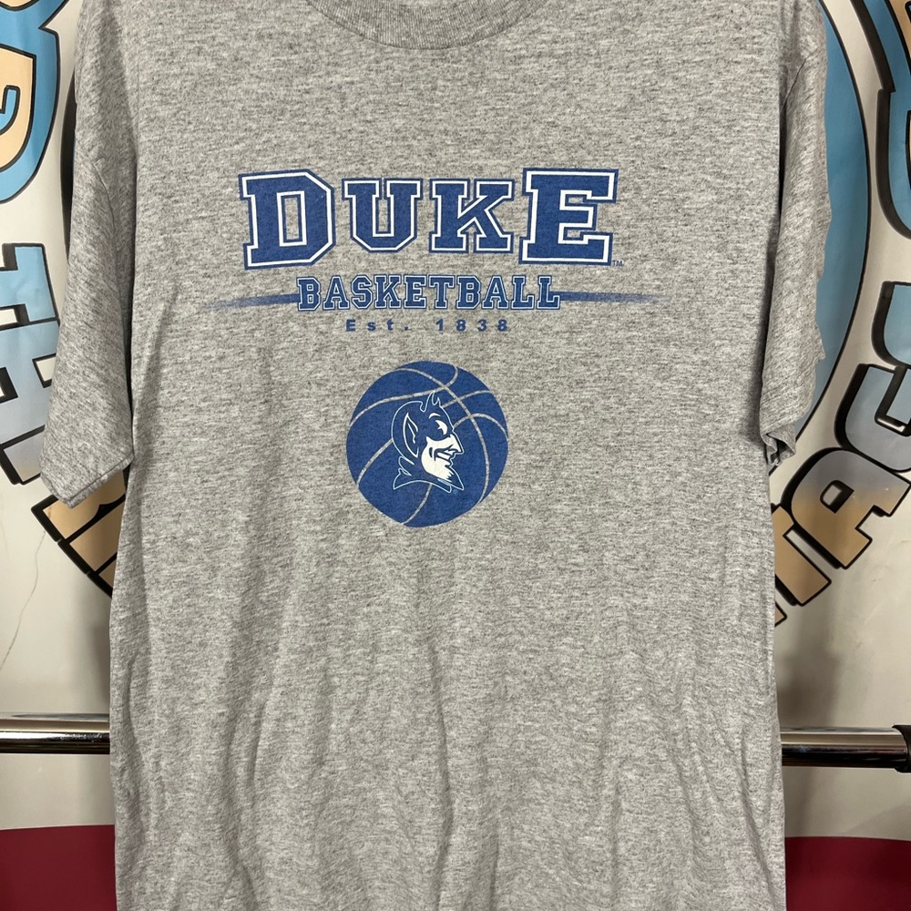 Vintage Y2K Duke Blue Devils Mens Basketball Mens Tee Shirt